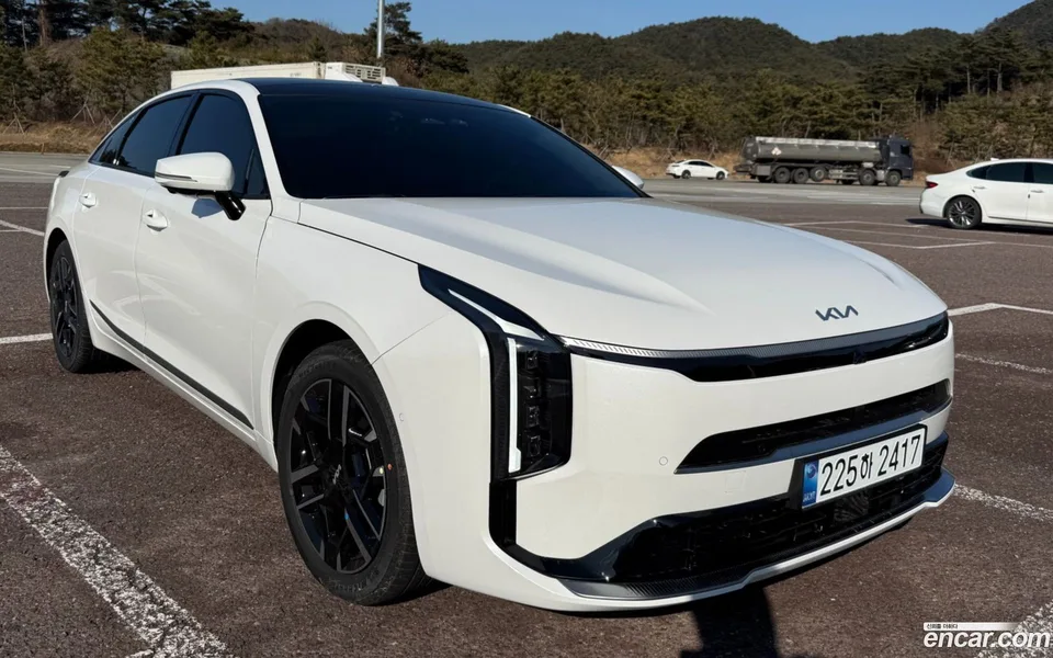 Kia K8 Hybrid 2025 — миниатюра 2