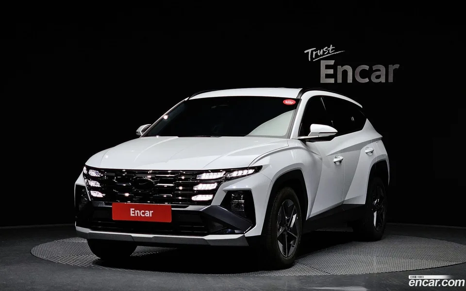 Hyundai Tucson Hybrid NX4 HEV 1.6 2WD 2024 — фото 1, купить с доставкой в Москву