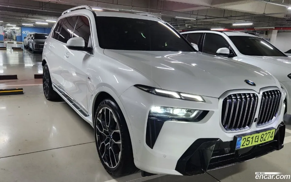 BMW X7 xDrive 40i M 6 2025 — миниатюра 2