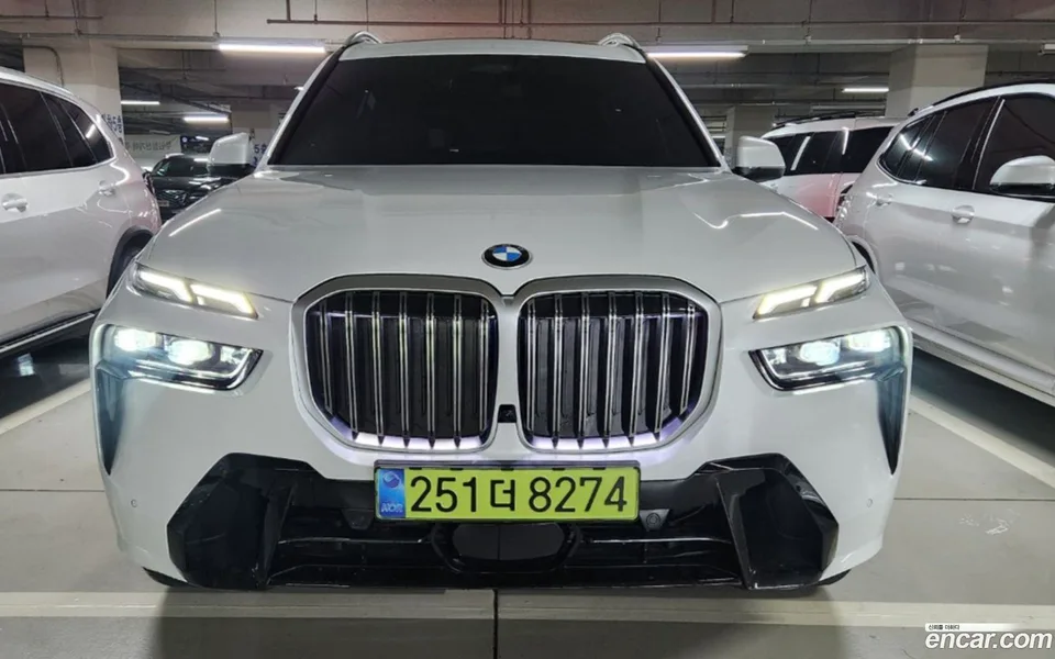 BMW X7 xDrive 40i M 6 2025 — фото 1, купить с доставкой в Москву