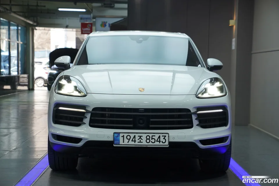 Porsche Cayenne 3.0 E- 2023 — миниатюра 3