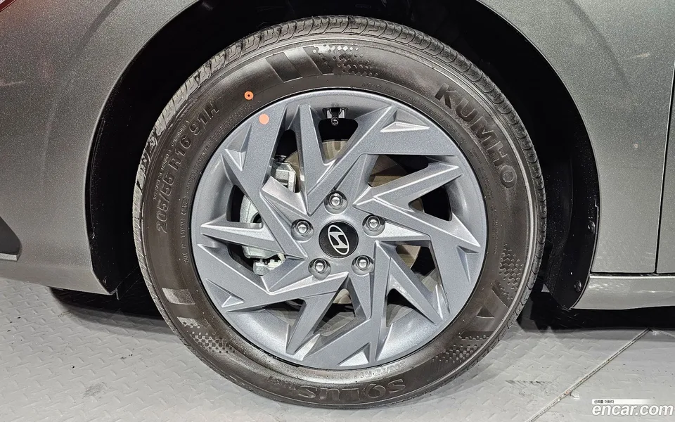 Hyundai Avante CN7 1.6 2025 — миниатюра 5