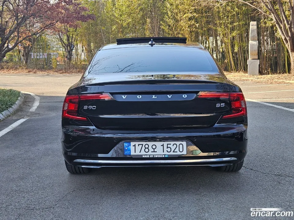 Volvo S90 B5 2022 — миниатюра 5