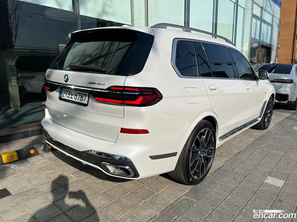 BMW X7 xDrive 40d M 6 2025 — миниатюра 3