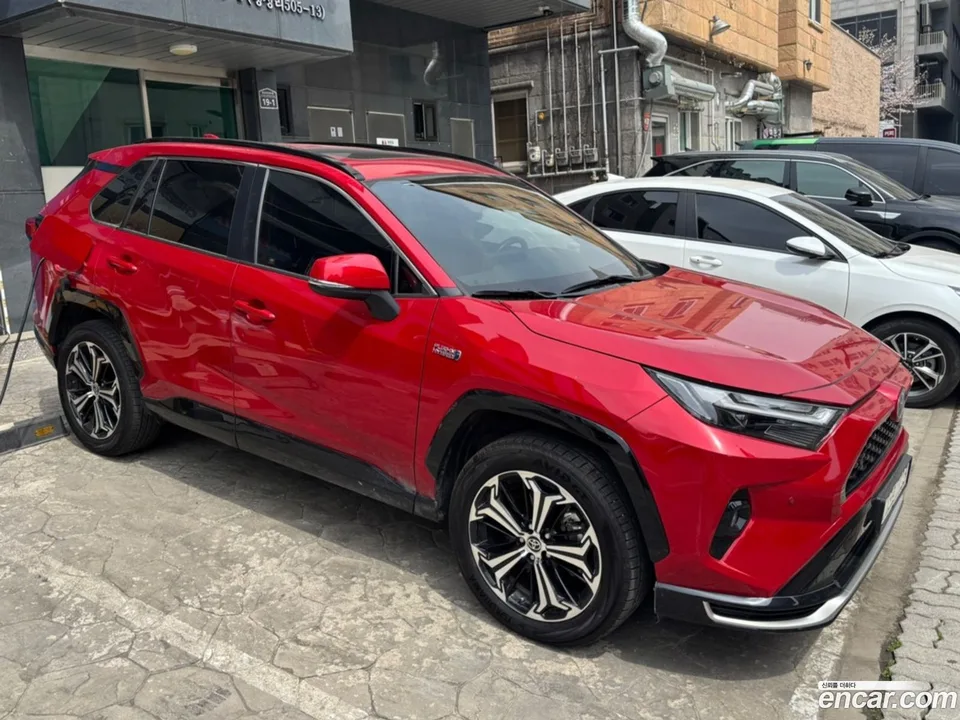 Toyota RAV4 2.5 4WD PHEV XSE 2024 — миниатюра 3