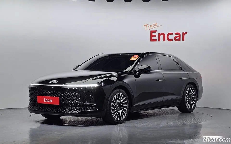 Hyundai Grandeur Hybrid 2023 — фото 1, купить с доставкой в Москву