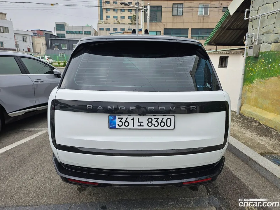 Land Rover Range Rover D350 AB LWB 2025 — миниатюра 4