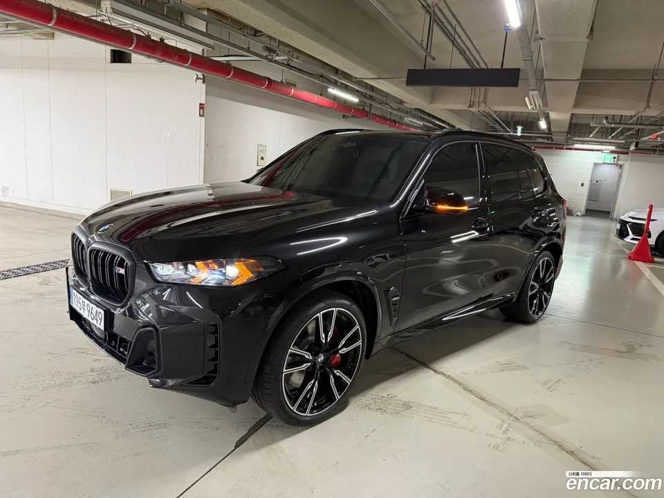 BMW X5 M60i 2025 — миниатюра 2