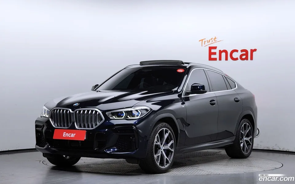 BMW X6 xDrive30d M 2023 — фото 1, купить с доставкой в Москву