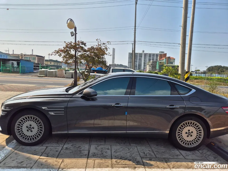 Genesis G80 2.5 AWD 2023 — миниатюра 2