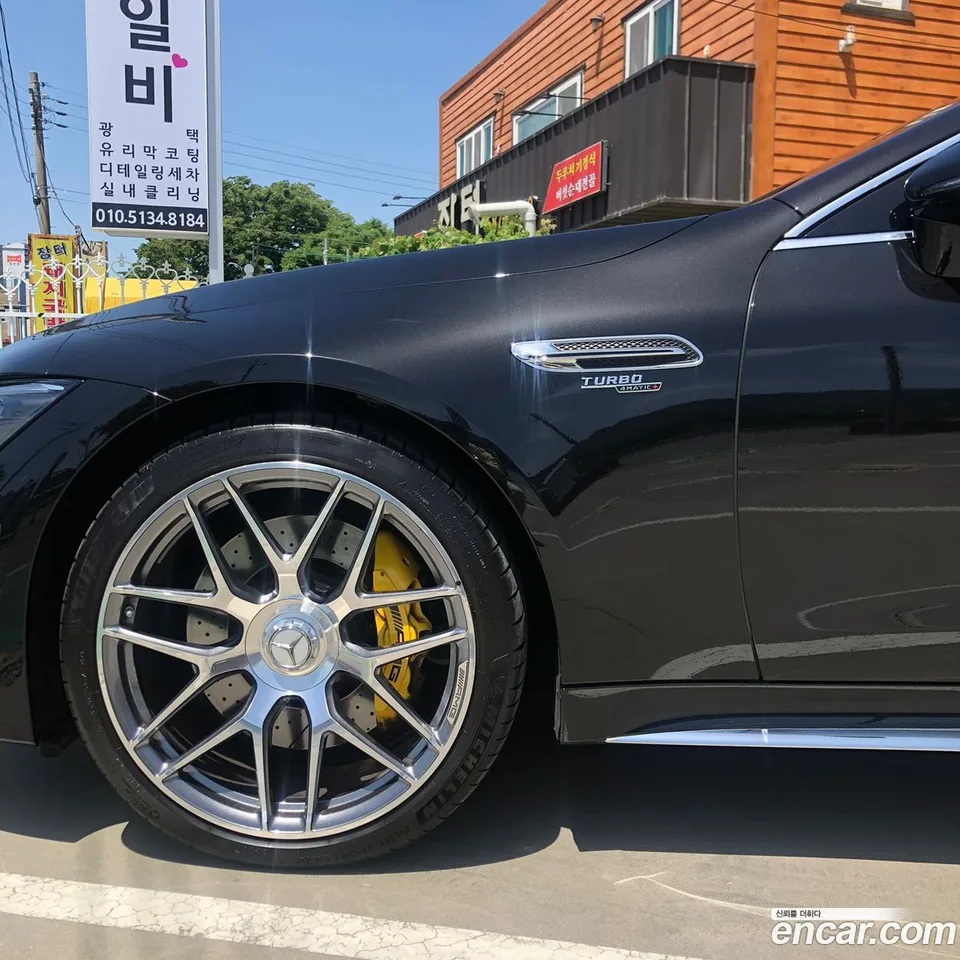 Mercedes-Benz AMG GT 4 43 4MATIC+ 2022 — миниатюра 2