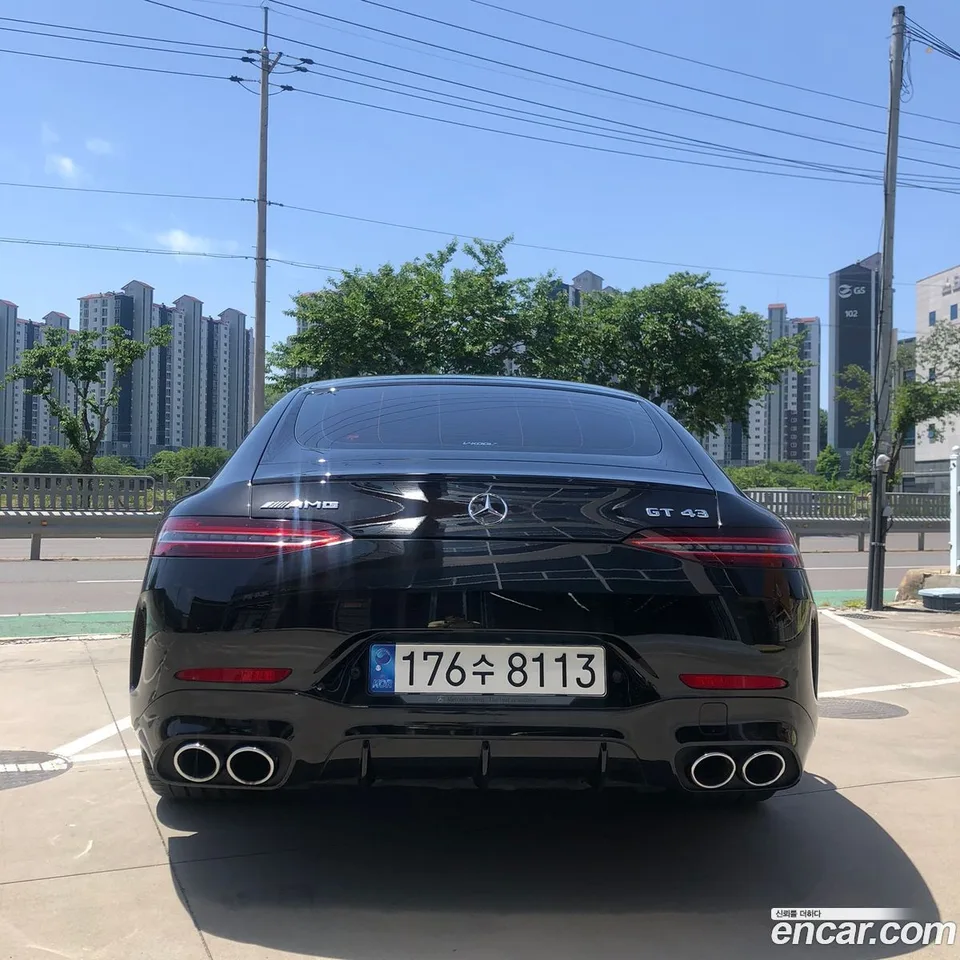 Mercedes-Benz AMG GT 4 43 4MATIC+ 2022 — миниатюра 3