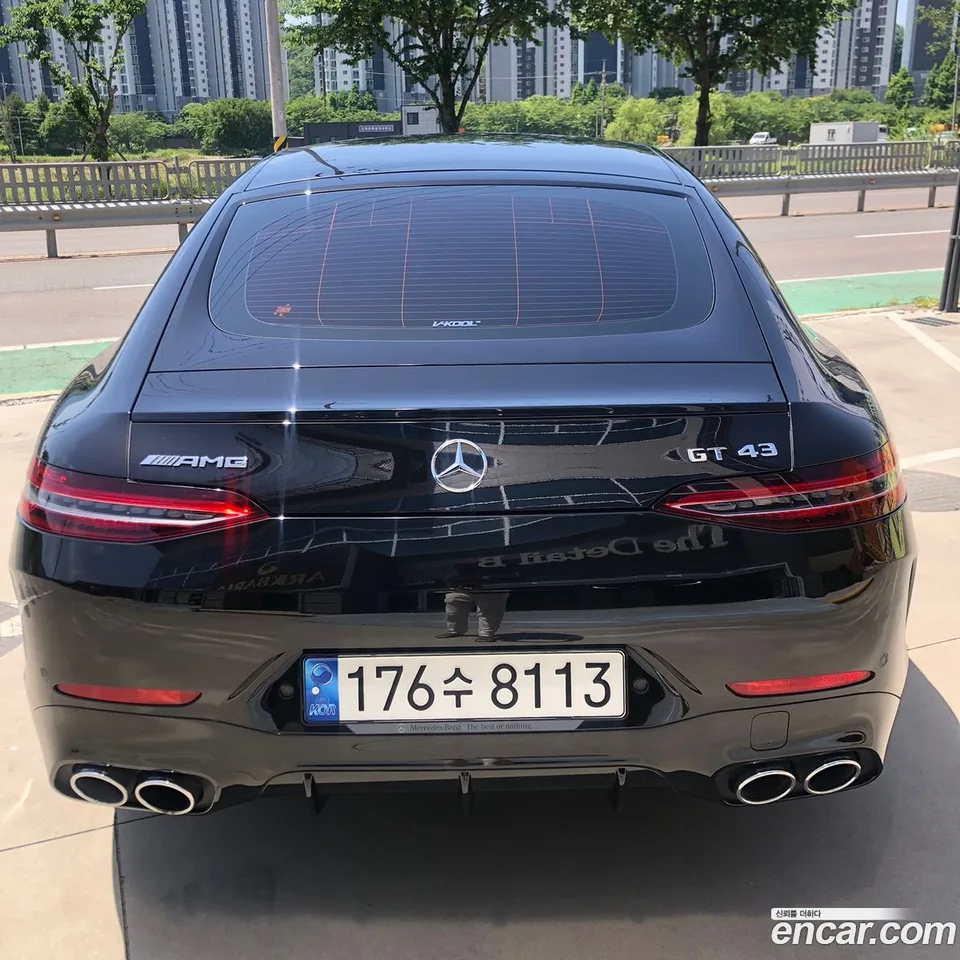 Mercedes-Benz AMG GT 4 43 4MATIC+ 2022 — миниатюра 4