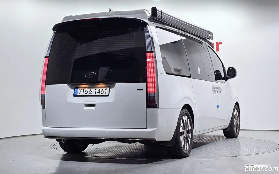 Hyundai Staria 4WD 2022 — миниатюра 2