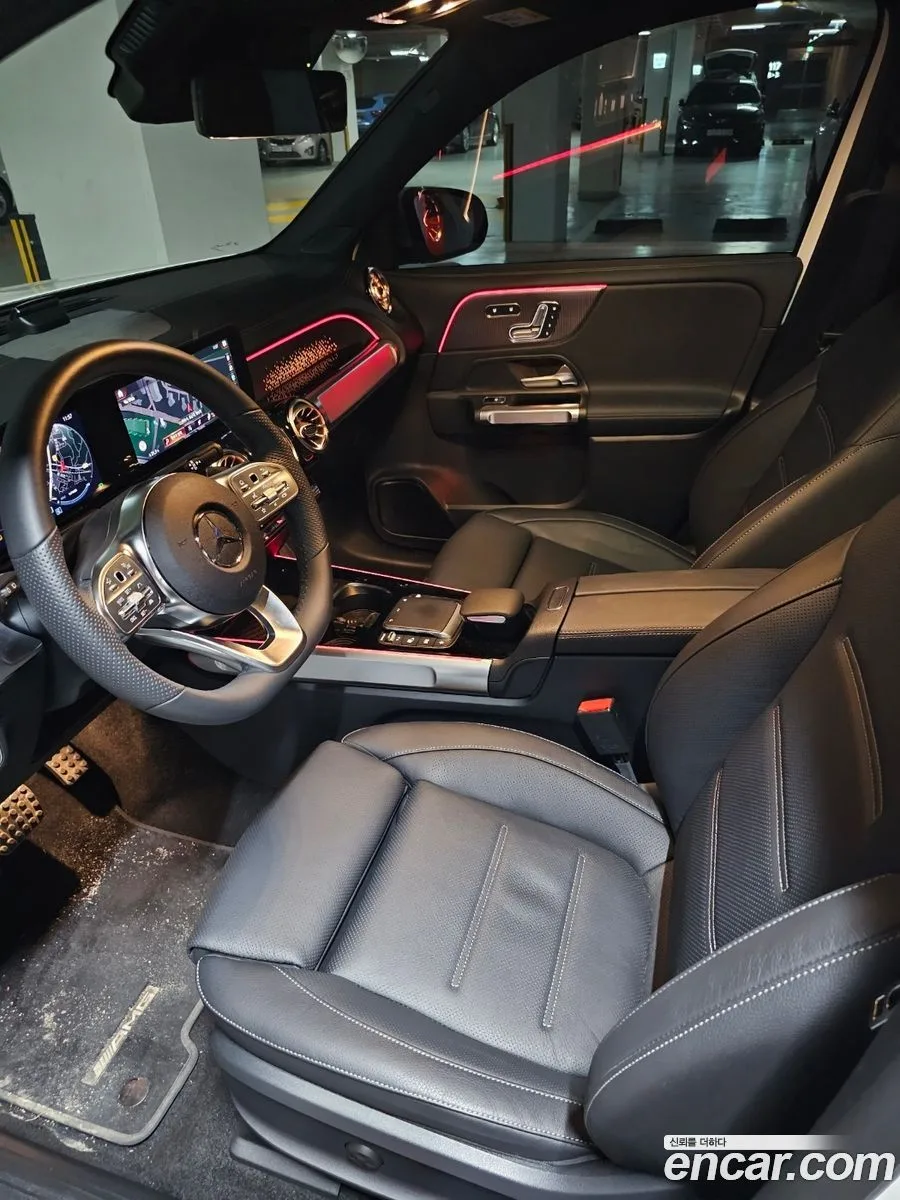 Mercedes-Benz EQB EQB300 4MATIC AMG 2023 — миниатюра 5