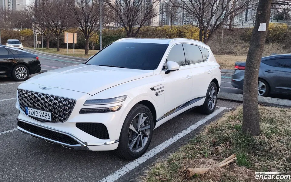 Genesis GV80 2.5T 2WD 2024 — миниатюра 2