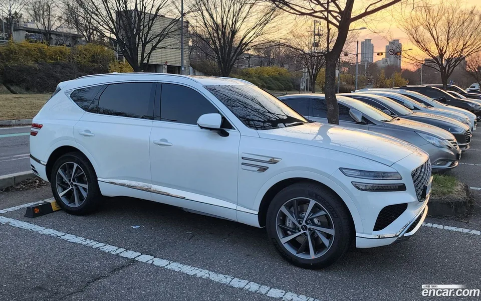 Genesis GV80 2.5T 2WD 2024 — миниатюра 3