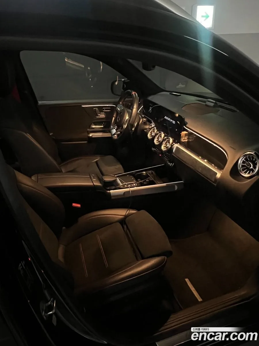 Mercedes-Benz GLB-Class AMG GLB35 4MATIC 2022 — миниатюра 5