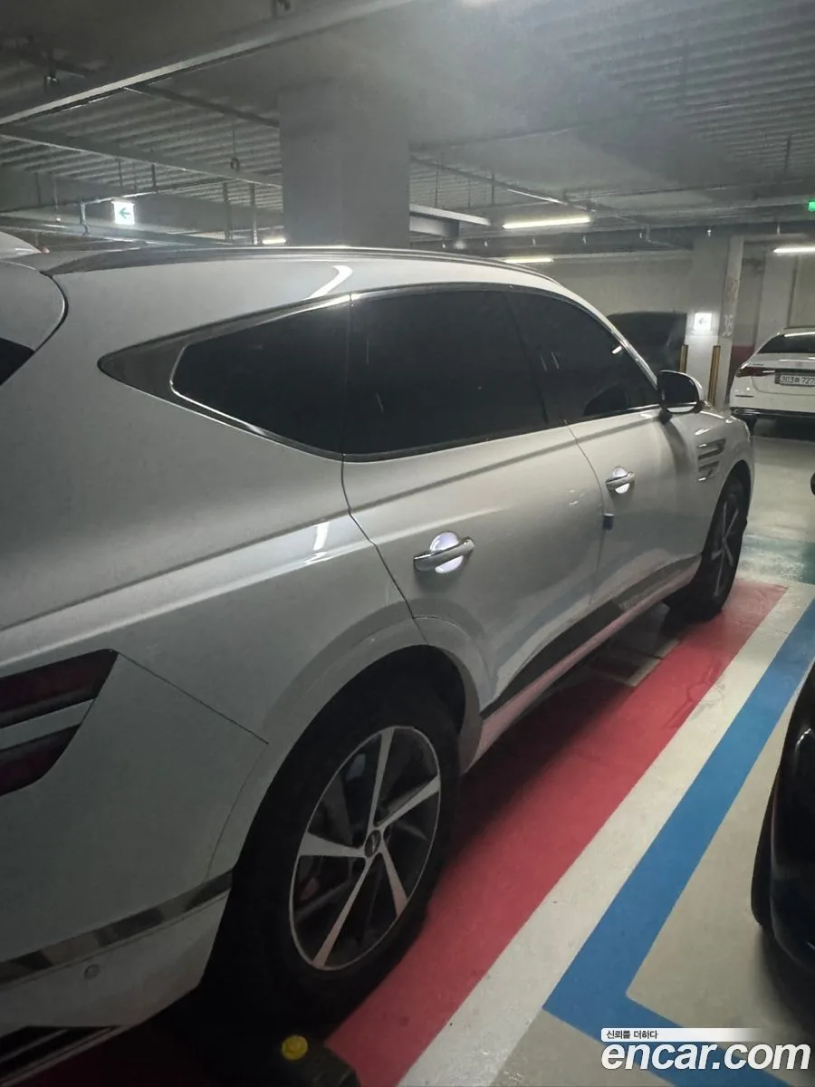 Genesis GV80 2.5T 2WD 2023 — миниатюра 3