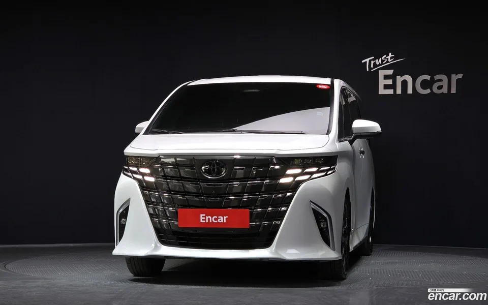 Toyota Alphard 2.5 HEV AWD 2023 — миниатюра 3