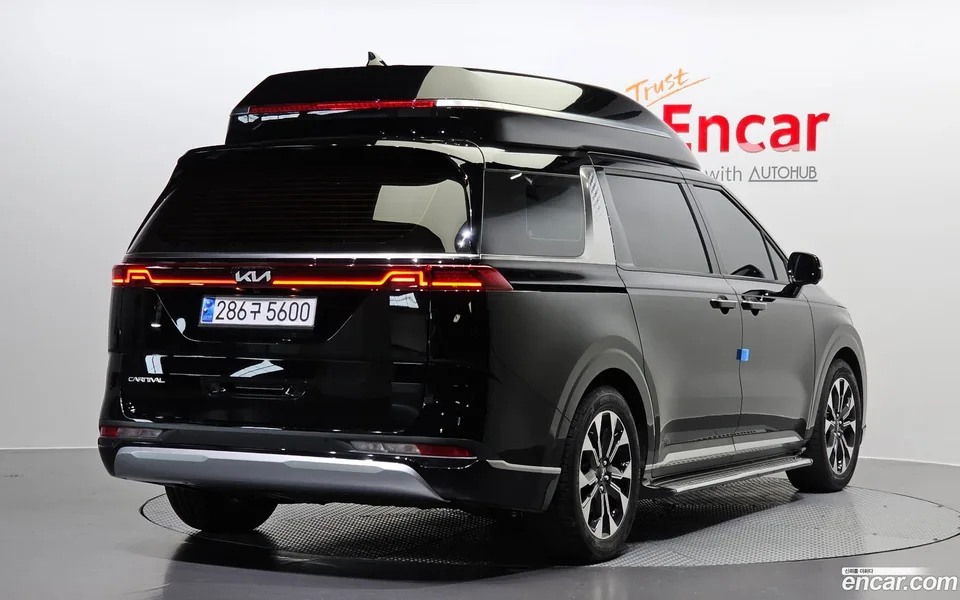 Kia Carnival 7 2022 — миниатюра 2