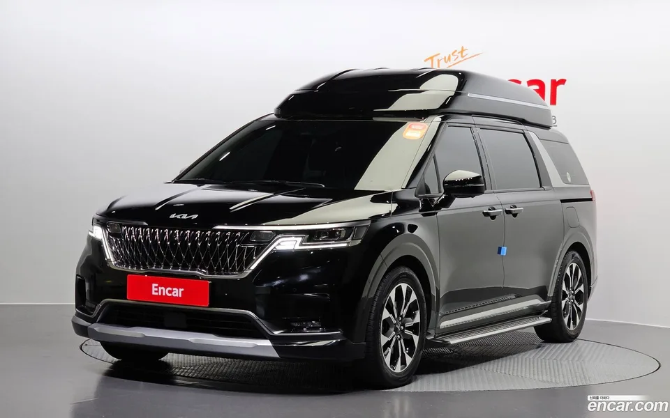Kia Carnival 7 2022 — фото 1, купить с доставкой в Москву