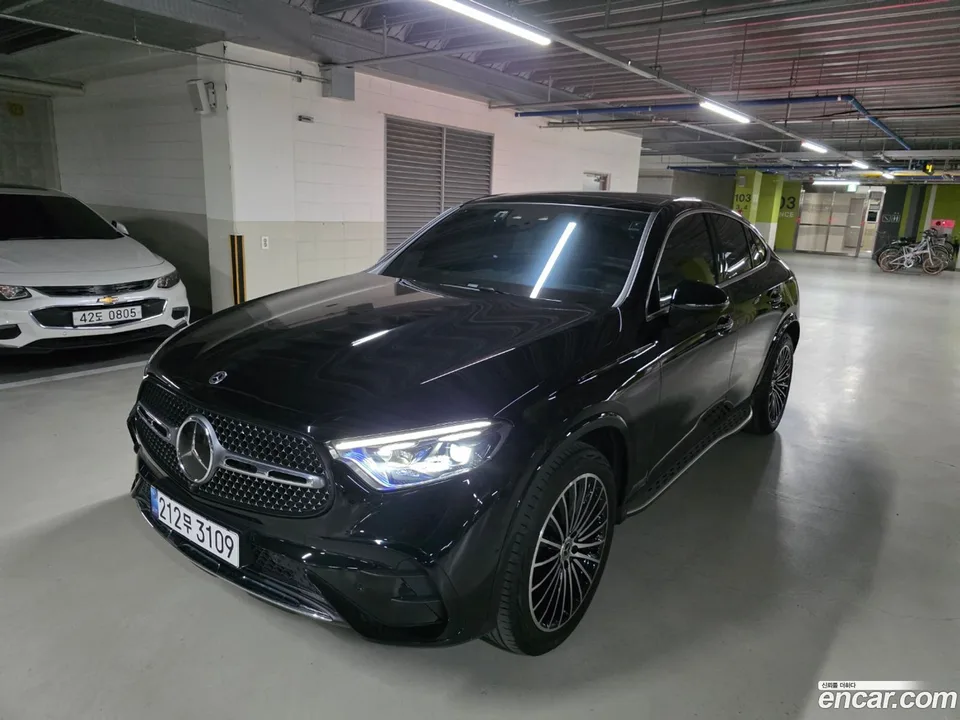 Mercedes-Benz GLC-Class GLC300 4MATIC 2023 — миниатюра 3