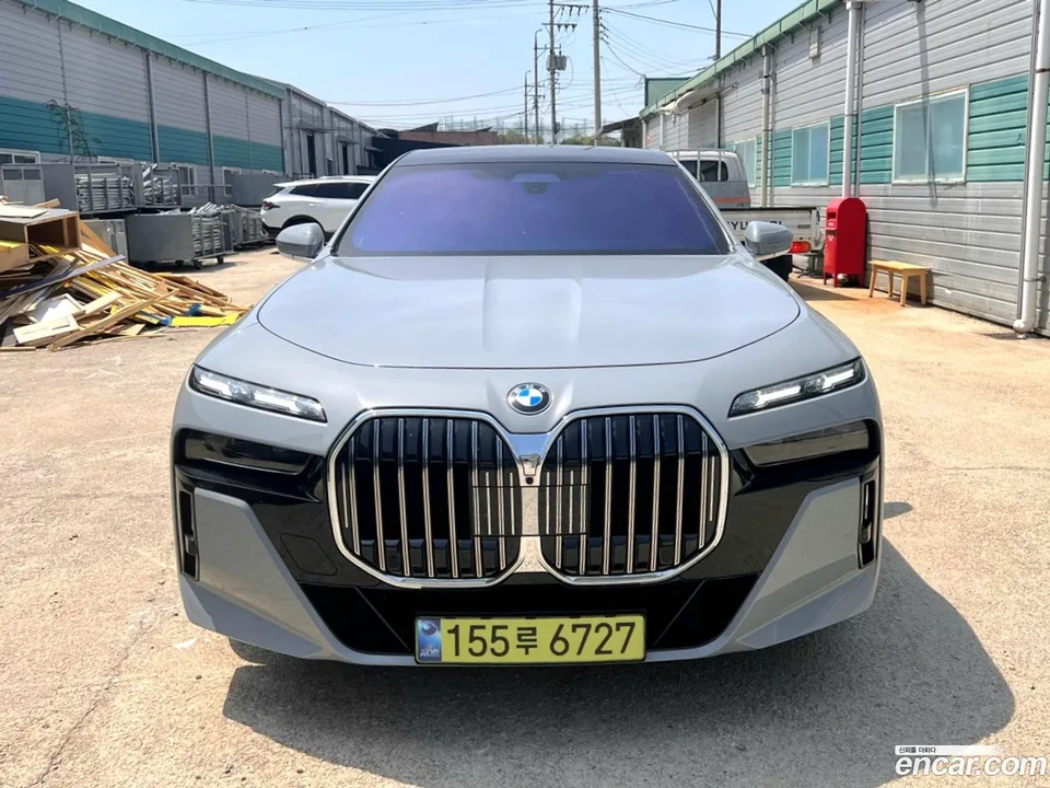 BMW 7 Series 740d xDrive M 2025 — миниатюра 2