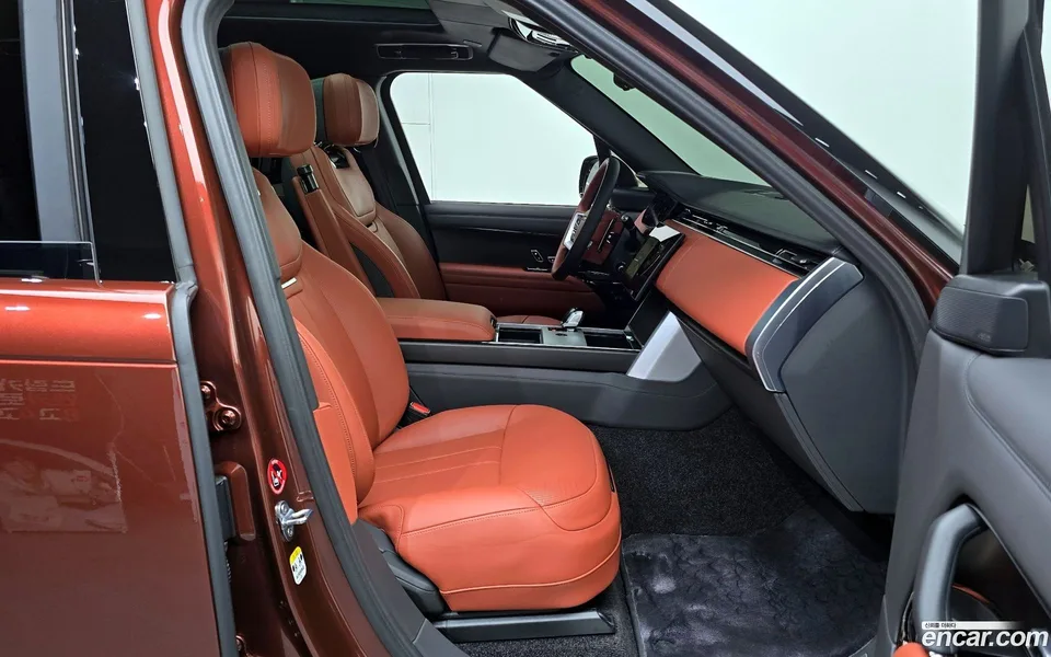 Land Rover Range Rover P615 SV LWB 2024 — миниатюра 3