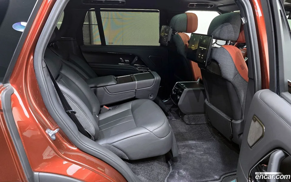 Land Rover Range Rover P615 SV LWB 2024 — миниатюра 5