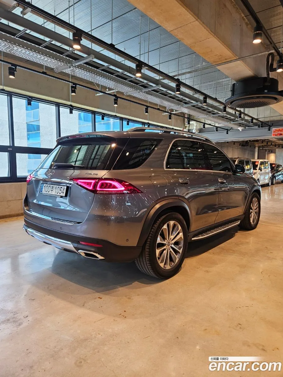 Mercedes-Benz GLE-Class GLE300d 4MATIC 2023 — миниатюра 5