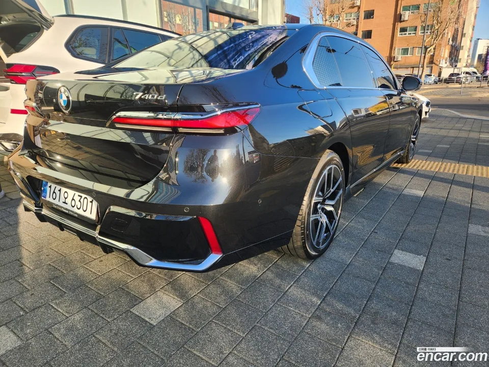 BMW 7 Series 740d xDrive M 2025 — миниатюра 4