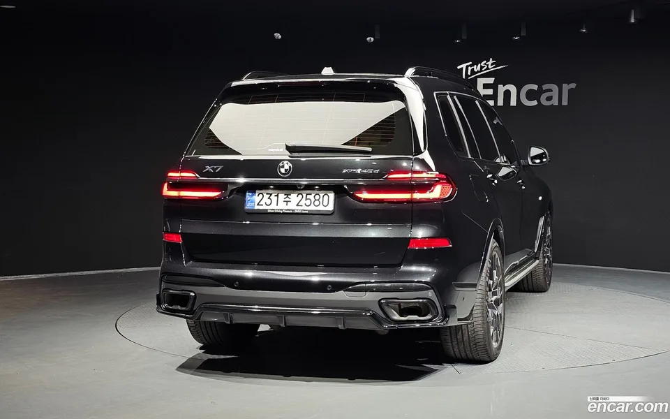 BMW X7 xDrive 40d M 6 2023 — миниатюра 4