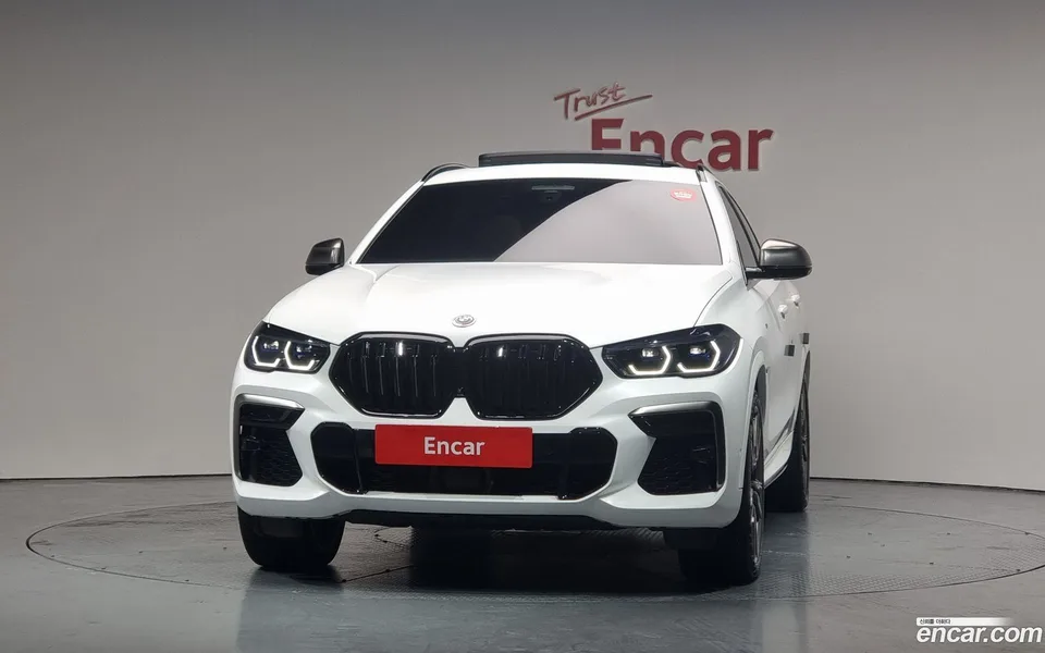 BMW X6 M50i 2022 — миниатюра 3