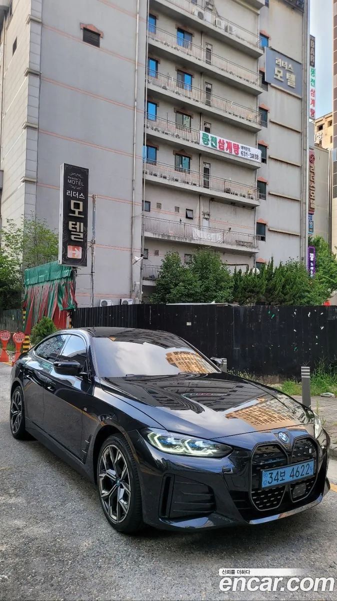 BMW i4 eDrive40 M 2022 — миниатюра 3