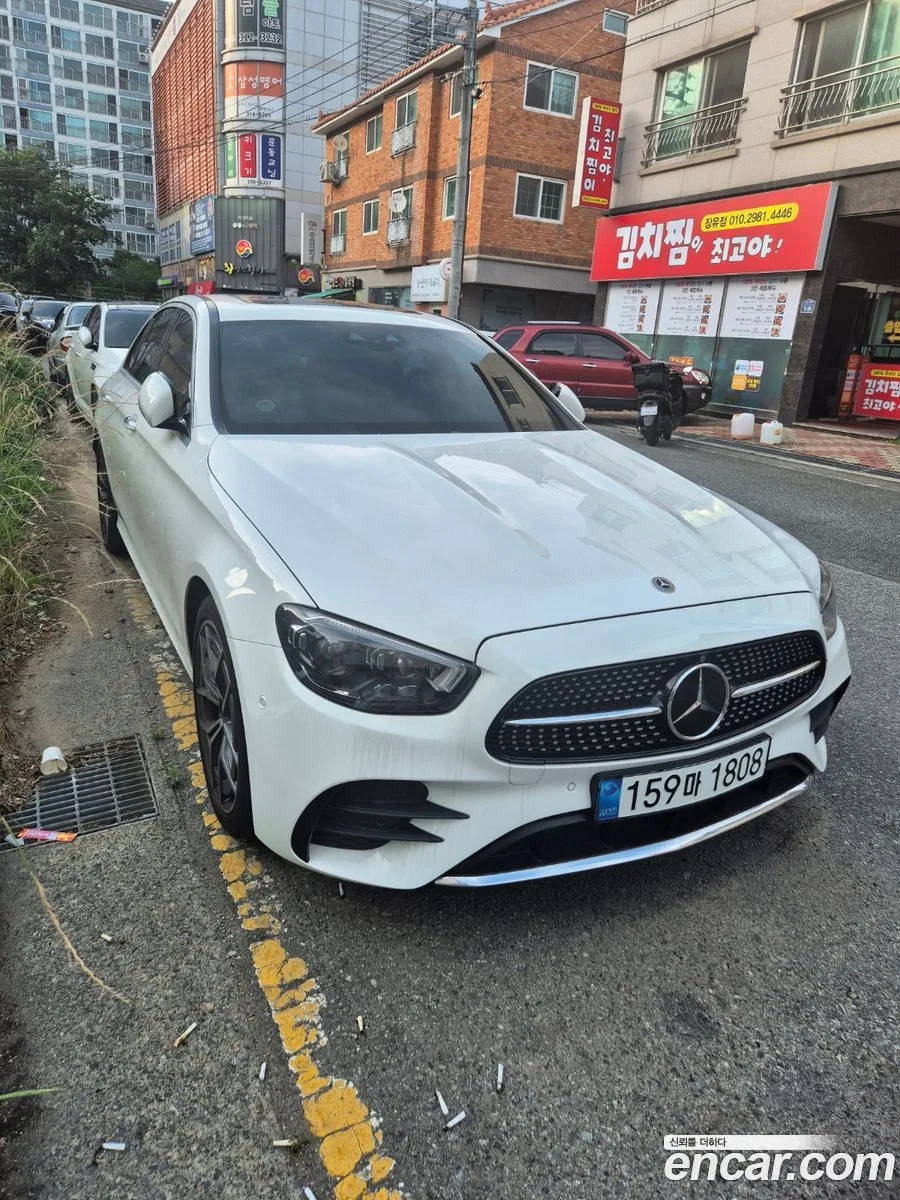 Mercedes-Benz E-Class E220d 4MATIC AMG Line 2022 — миниатюра 5