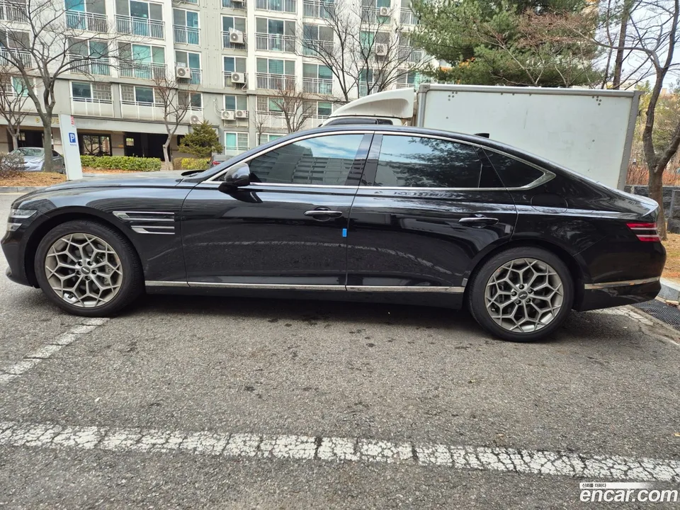 Genesis G80 2.5 2WD 2023 — миниатюра 2