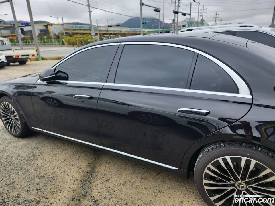 Mercedes-Benz S-Class S450L 4MATIC 2023 — миниатюра 3
