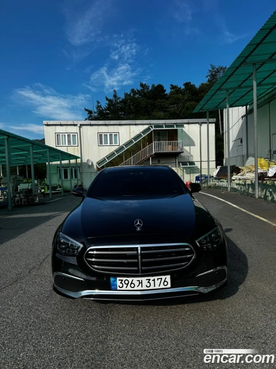 Mercedes-Benz E-Class E350 4MATIC 2022 — миниатюра 2