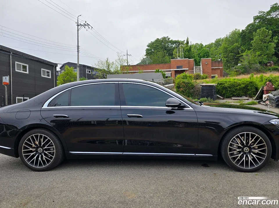 Mercedes-Benz S-Class S580L 4MATIC 2023 — миниатюра 4
