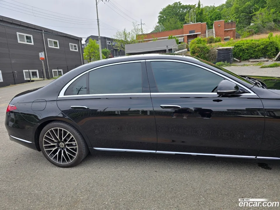 Mercedes-Benz S-Class S580L 4MATIC 2023 — миниатюра 5