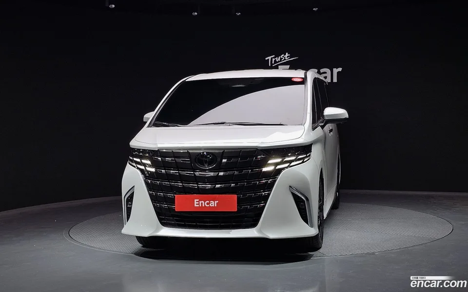Toyota Alphard 2.5 HEV AWD 2024 — миниатюра 3