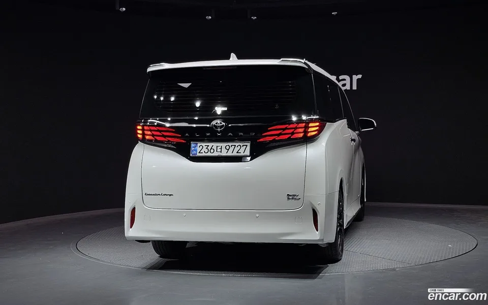 Toyota Alphard 2.5 HEV AWD 2024 — миниатюра 4