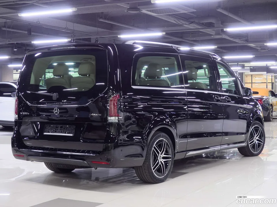 Mercedes-Benz V-Class V300 CDI 2025 — миниатюра 2