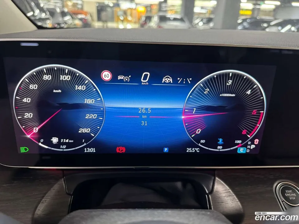 Mercedes-Benz V-Class V300 CDI 2025 — миниатюра 4