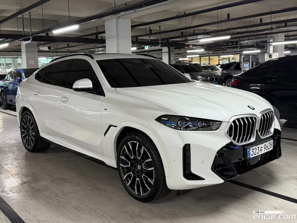 BMW X6 xDrive40i M 2025 — миниатюра 2