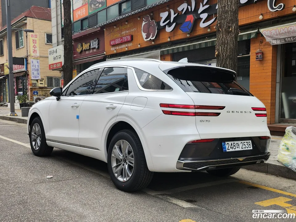 Genesis GV70 2.5T AWD 2025 — миниатюра 4