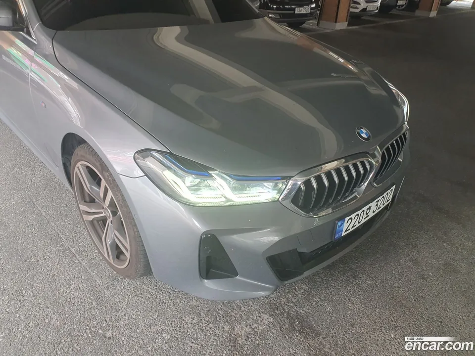 BMW 6 Series GT 630i xDrive M 2023 — миниатюра 5