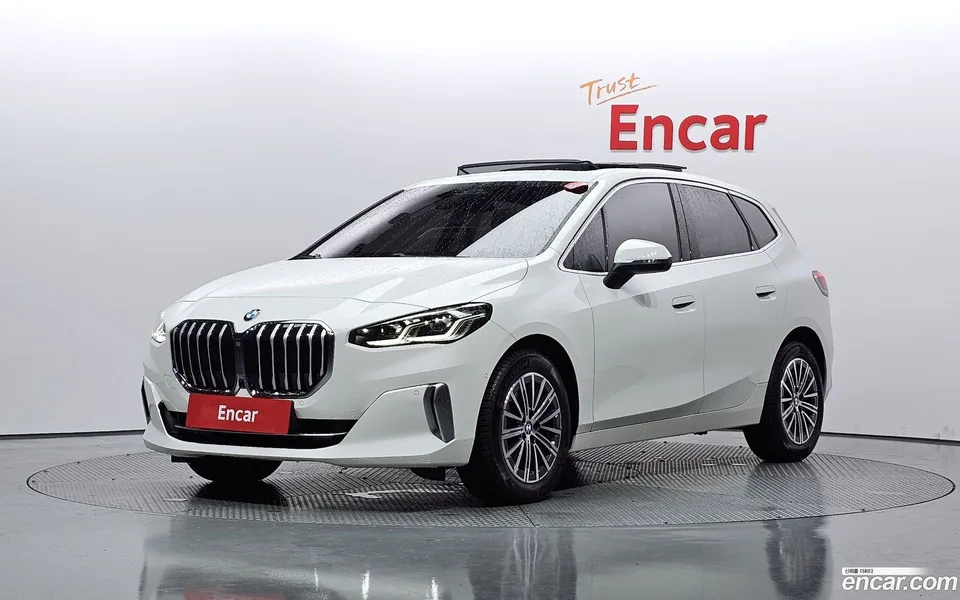 BMW 2 Series Active Tourer 220i 2024 — фото 1, купить с доставкой в Москву