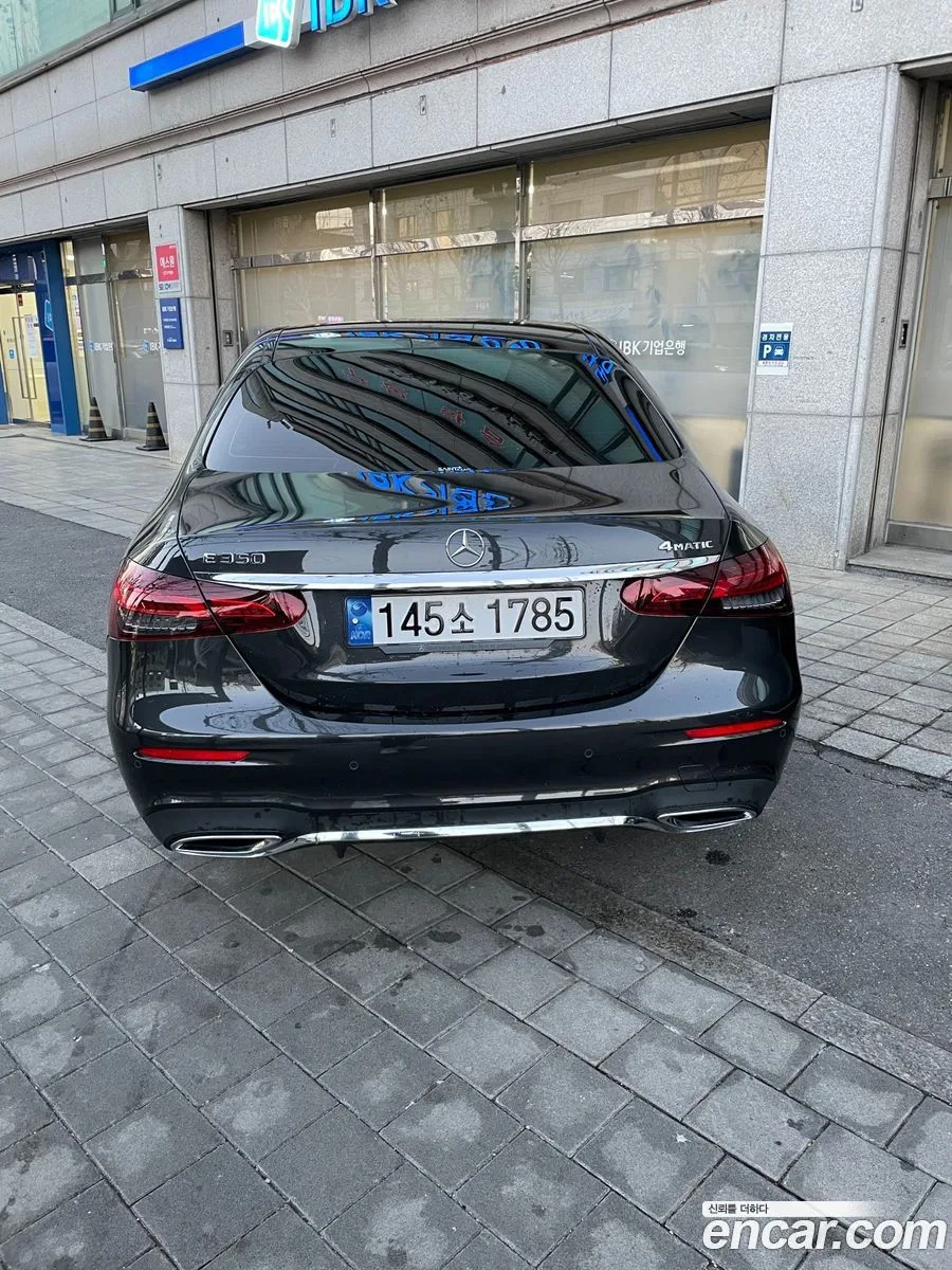 Mercedes-Benz E-Class E350 4MATIC AMG Line 2022 — миниатюра 5